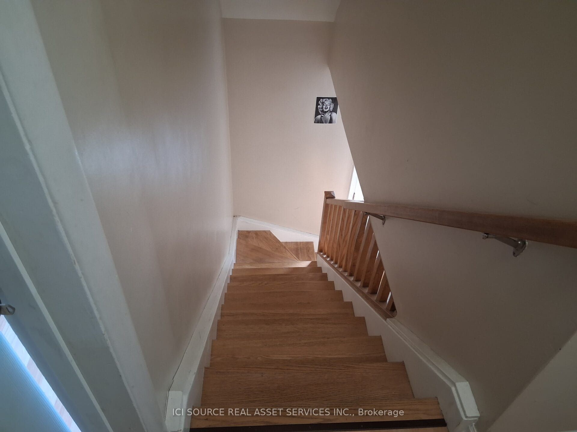 11 Ellington Drive, Toronto, ON M1R 3X6 photo 2
