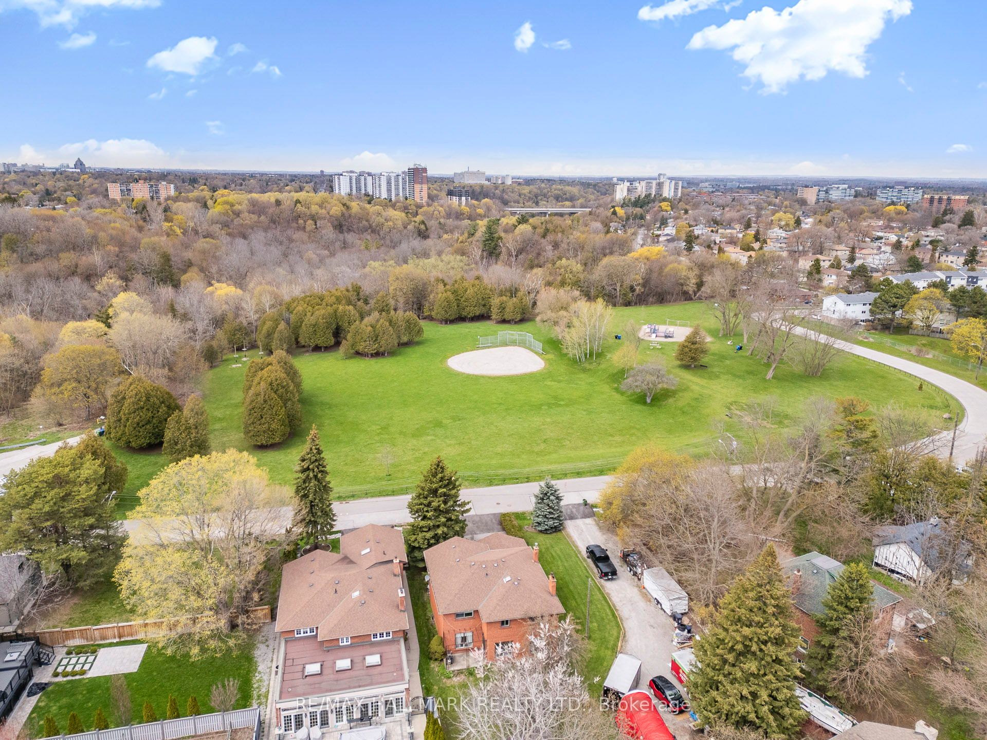 11 Greenvale Terrace, Toronto, ON M1E 2B7