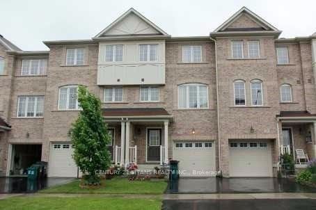32 Etienne Street, Toronto, ON M1L 0A4