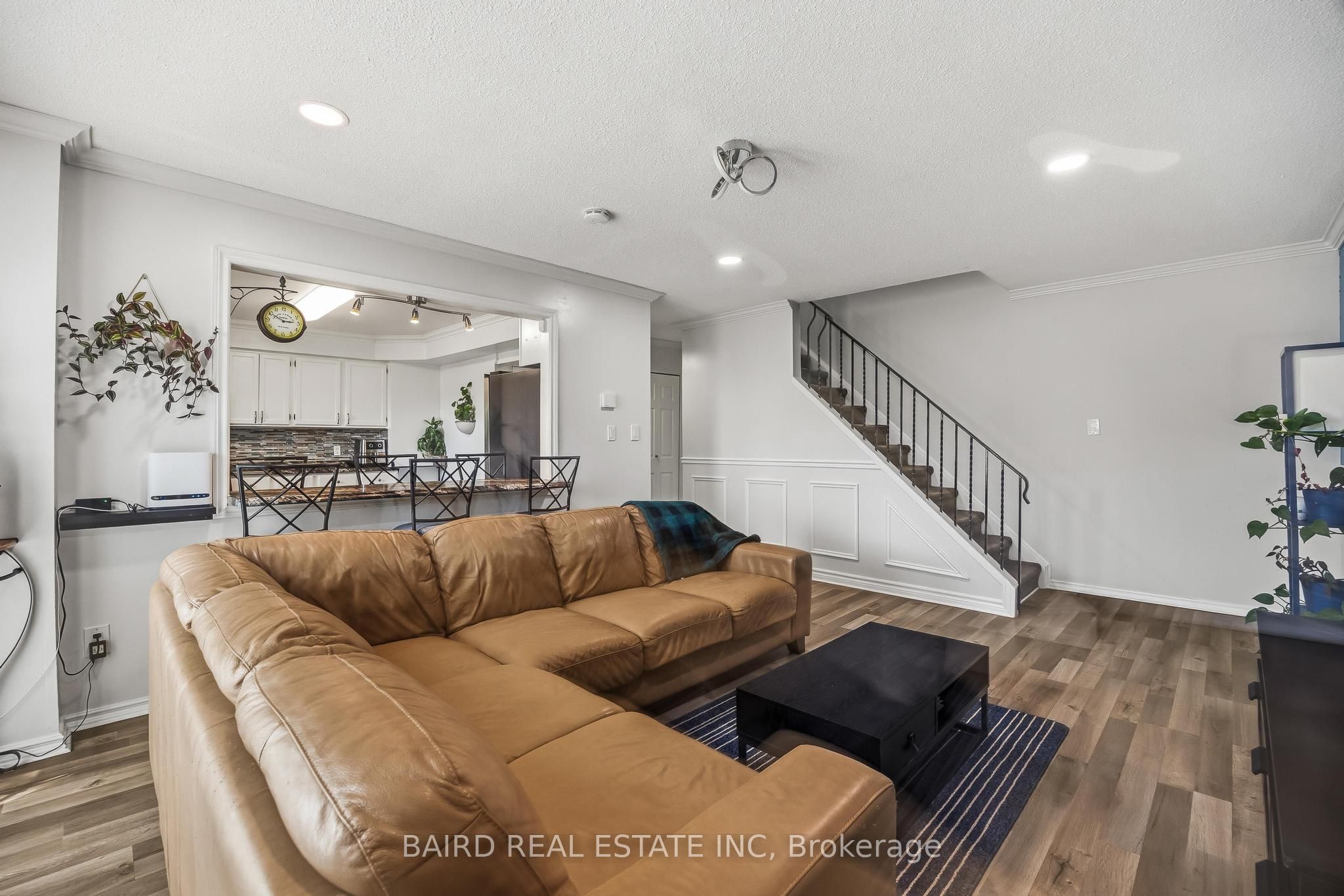 1331 Mary Street N 6, Oshawa, ON L1G 6Z2 photo 4