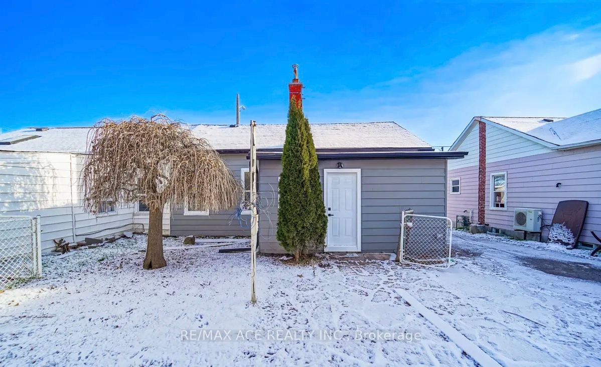 288 Celina Street, Oshawa, ON L1H 4P1 photo 3