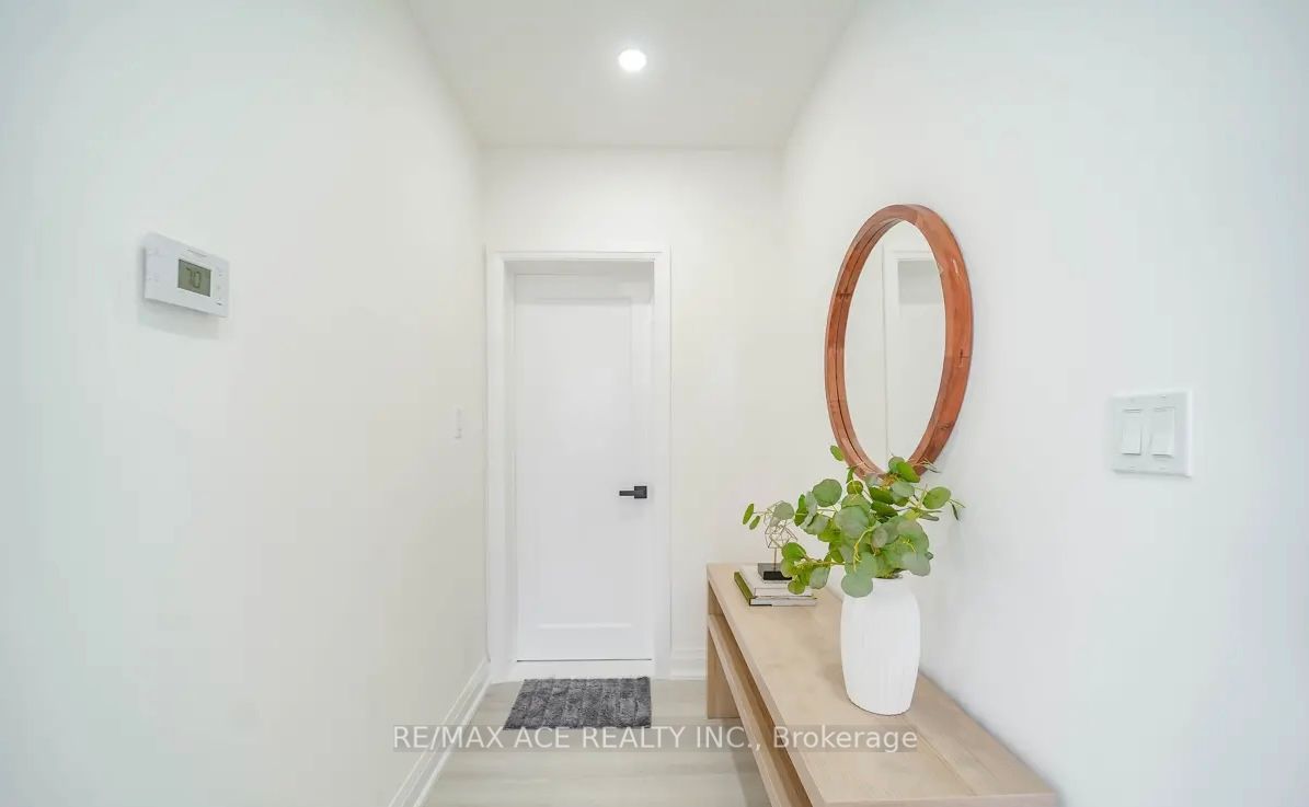 288 Celina Street, Oshawa, ON L1H 4P1 photo 4