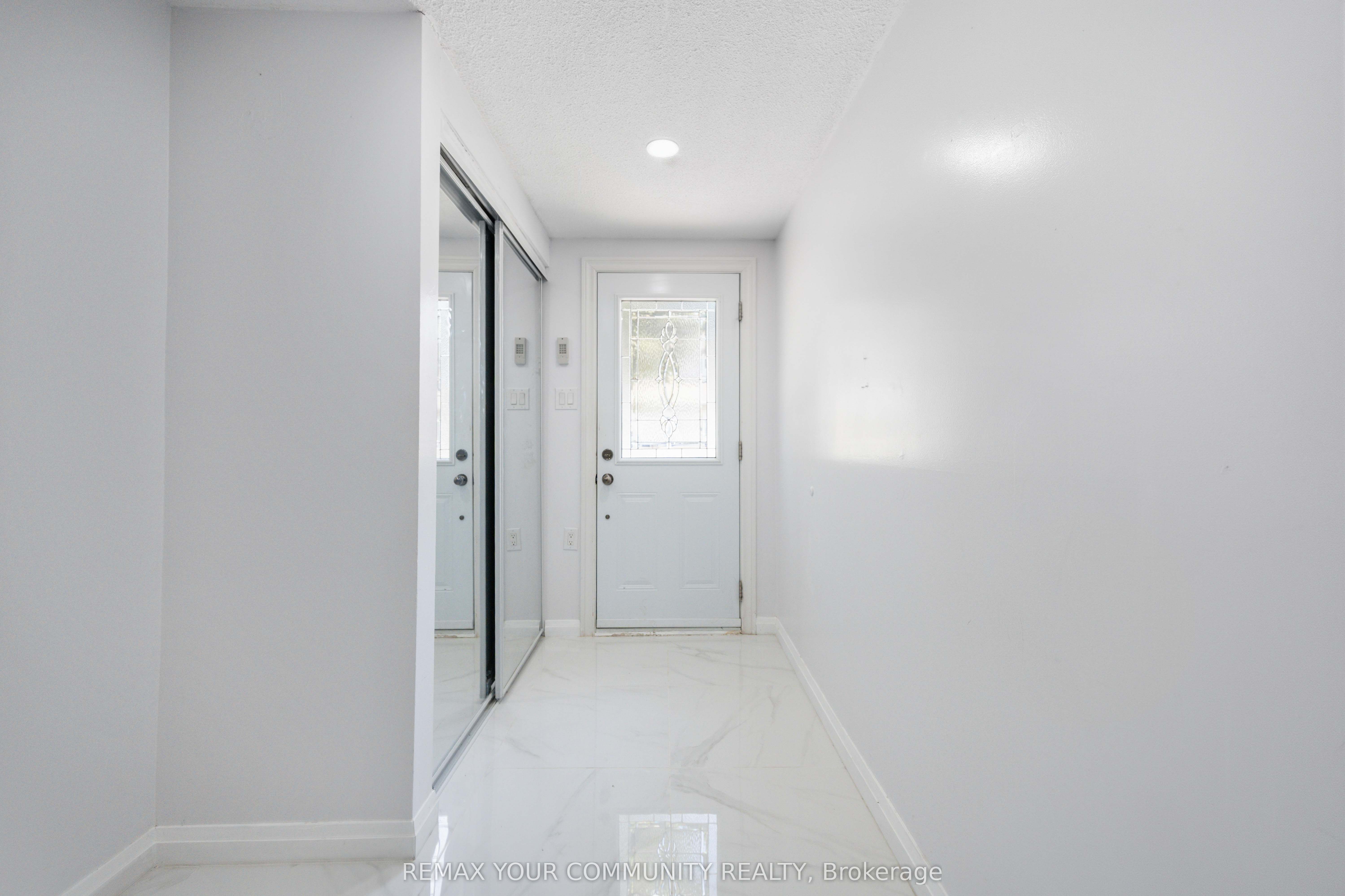 141 Galloway Road 1, Toronto, ON M1E 4X4 photo 3