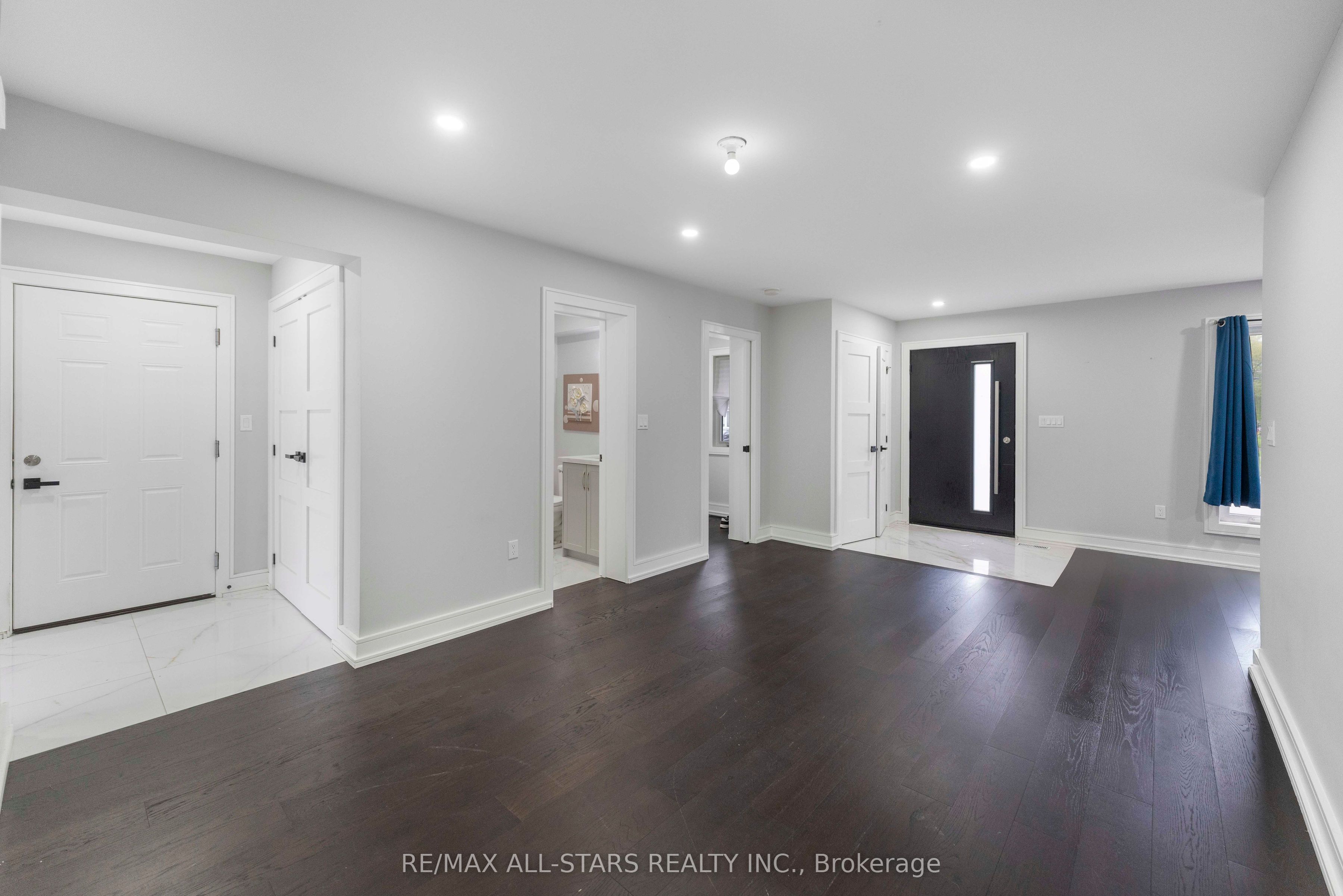 826 Krosno Boulevard, Pickering, ON L1W 1G9 photo 4