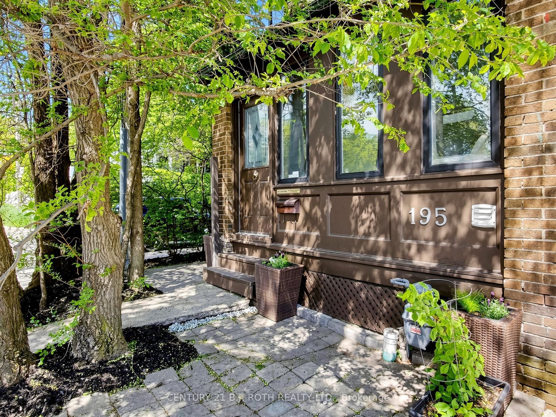 195 Wheeler Avenue, Toronto, ON M4L 3V5 photo 5