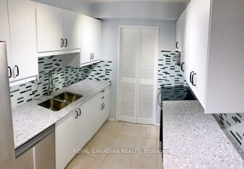 20 Gilder Drive 204, Toronto, ON M1K 5E1 photo 5