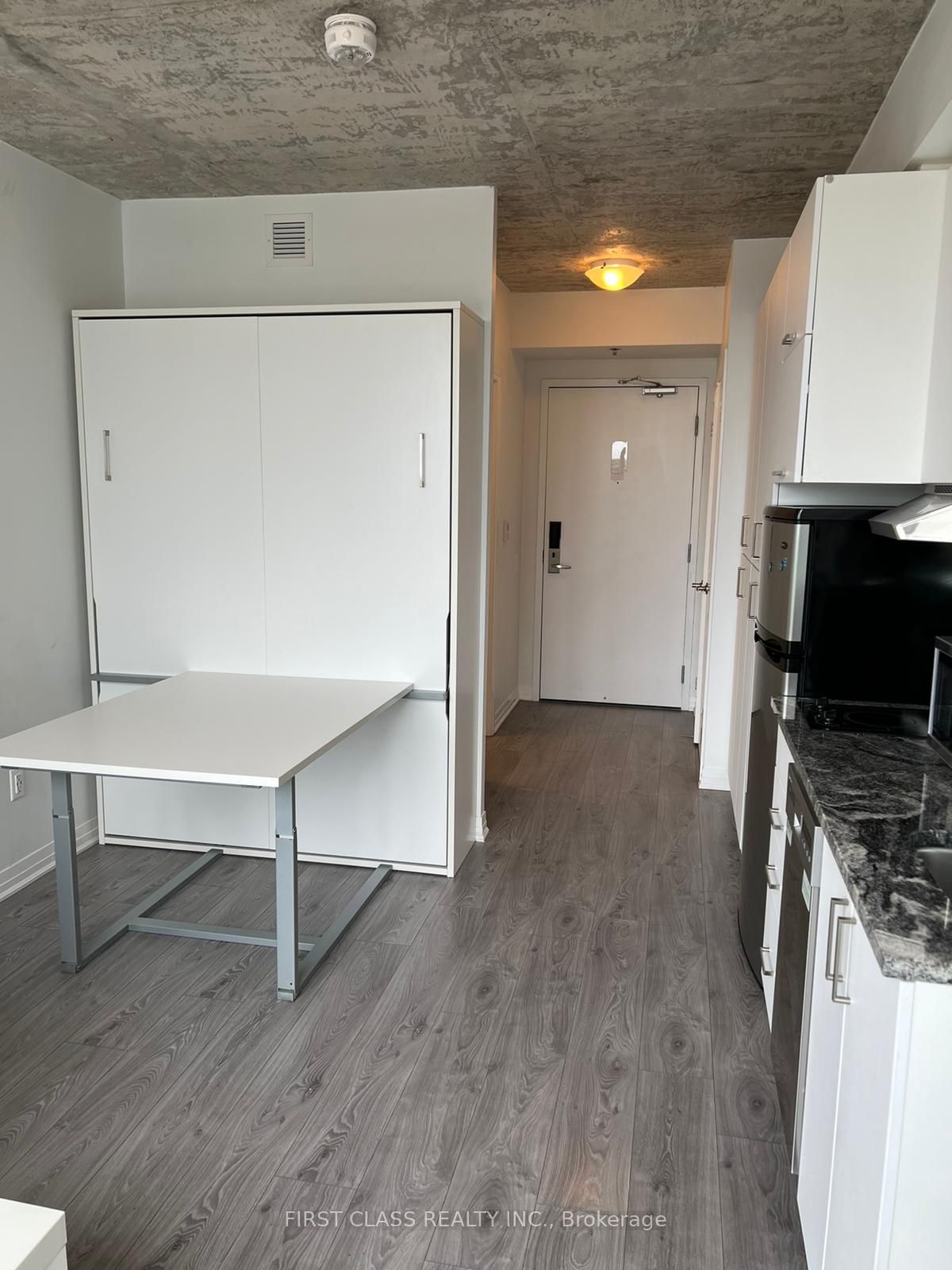1900 Simcoe Street N 602, Oshawa, ON L1G 0C1 photo 5