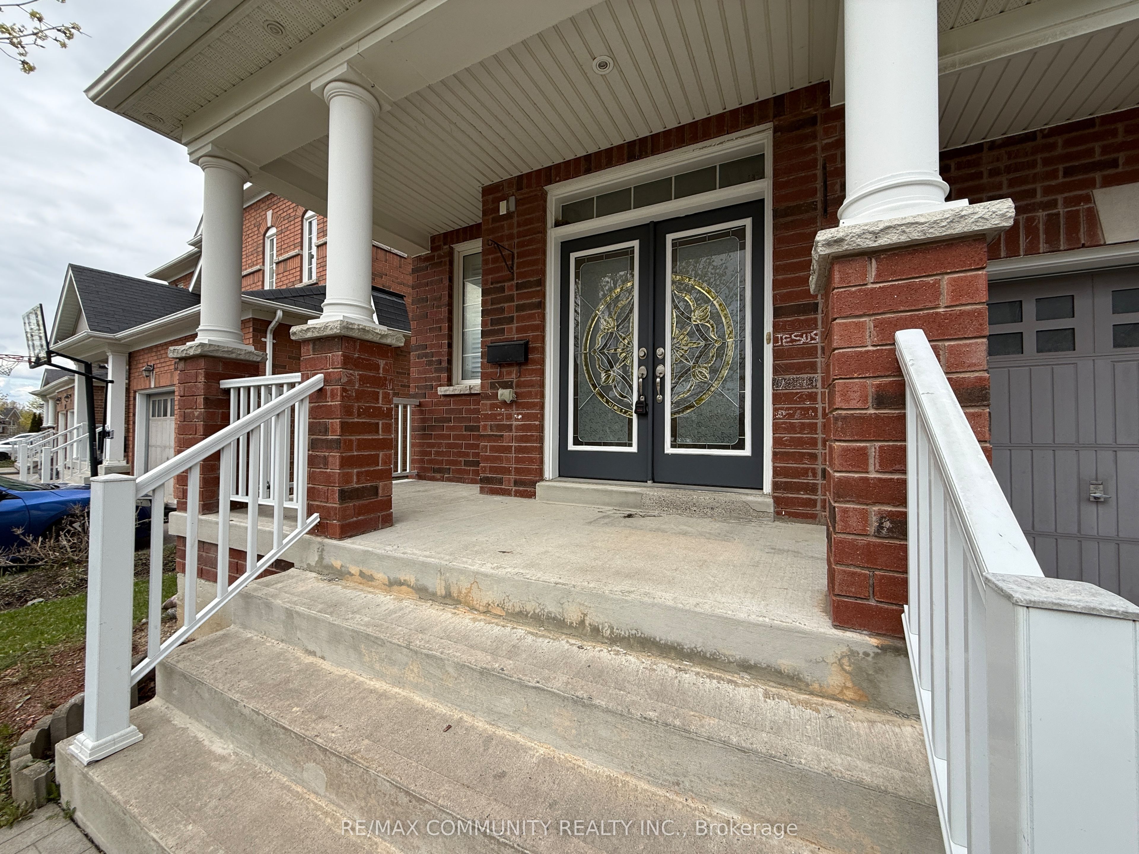 1771 Arborwood Drive, Oshawa, ON L1K 0R6 photo 2