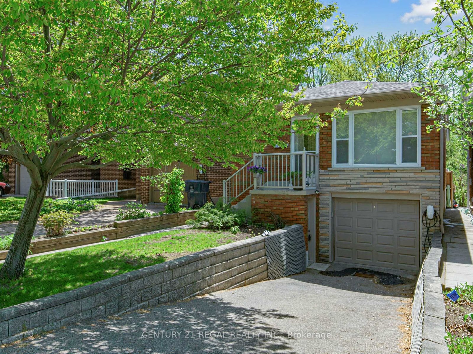 9 Craiglee Drive, Toronto, ON M1N 2L7 photo 2