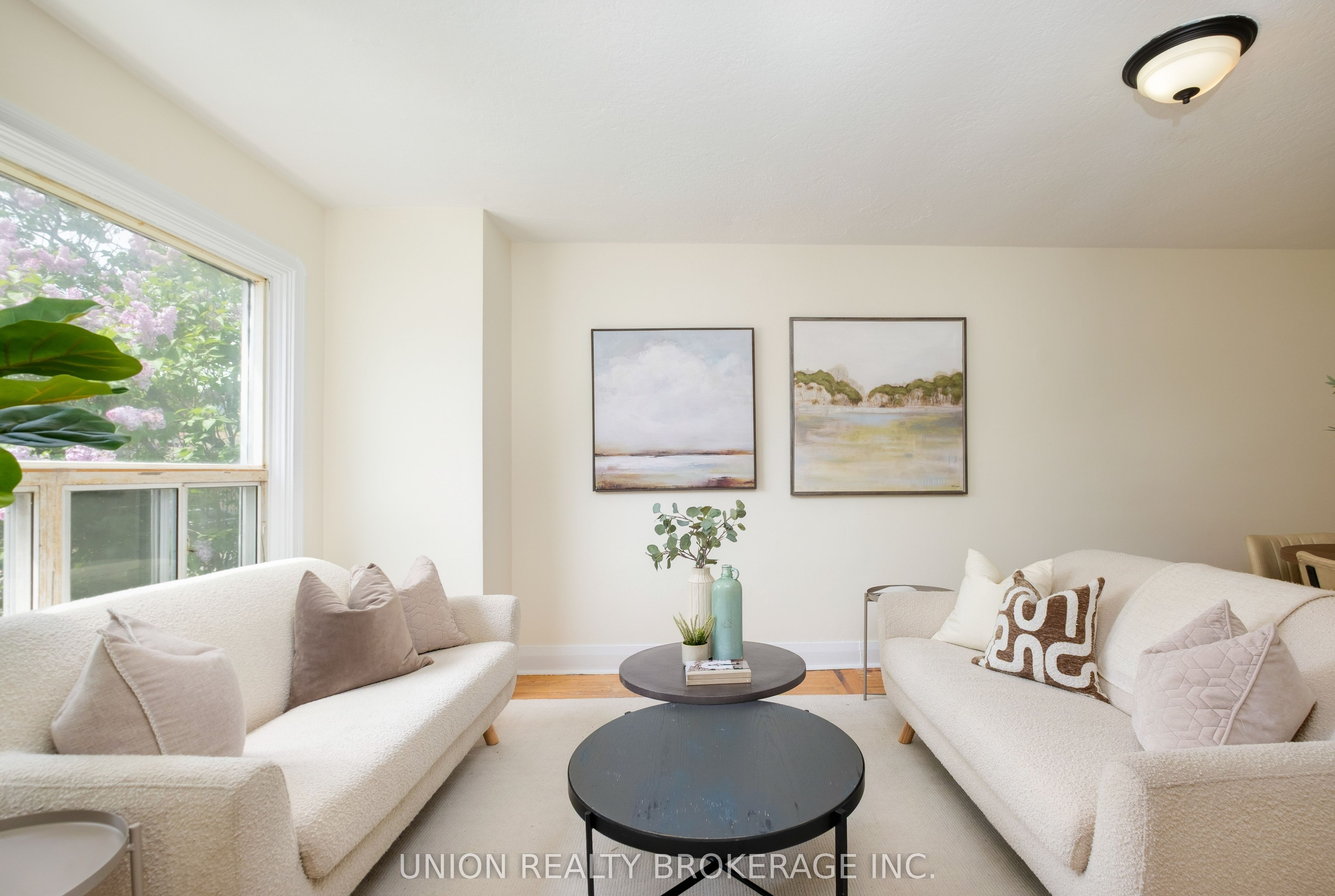 31 Thora Avenue, Toronto, ON M1L 2P7 photo 3