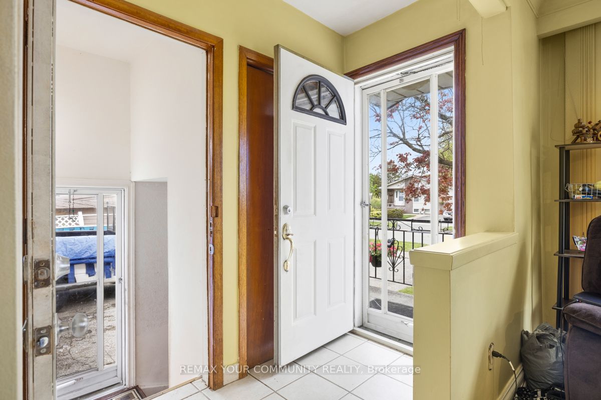 3 Shoreview Drive, Toronto, ON M1E 3R1 photo 3