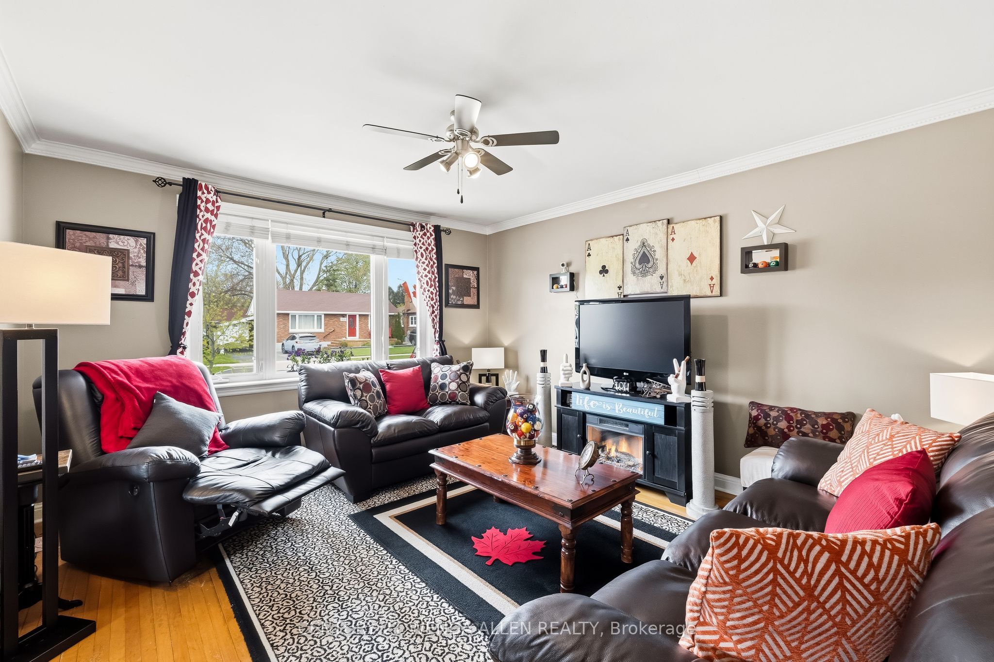 325 Highland Avenue, Oshawa, ON L1H 6B1 photo 4