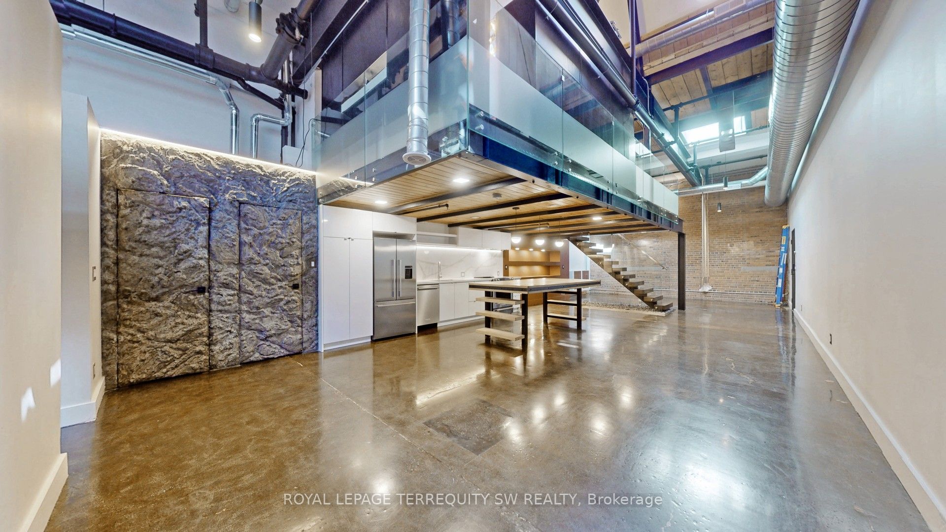 326 Carlaw Avenue 124, Toronto, ON M4M 3N8 photo 3
