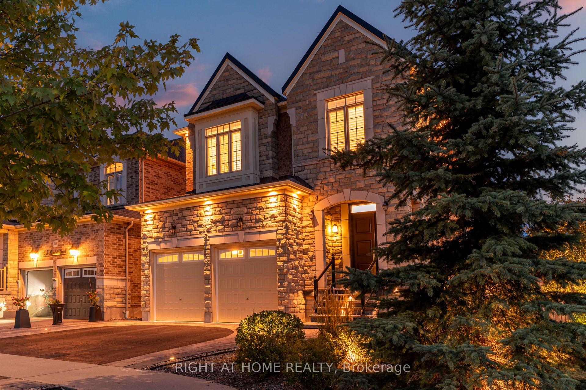 12 Labriola Court, Whitby, ON L1R 0N1 photo 2