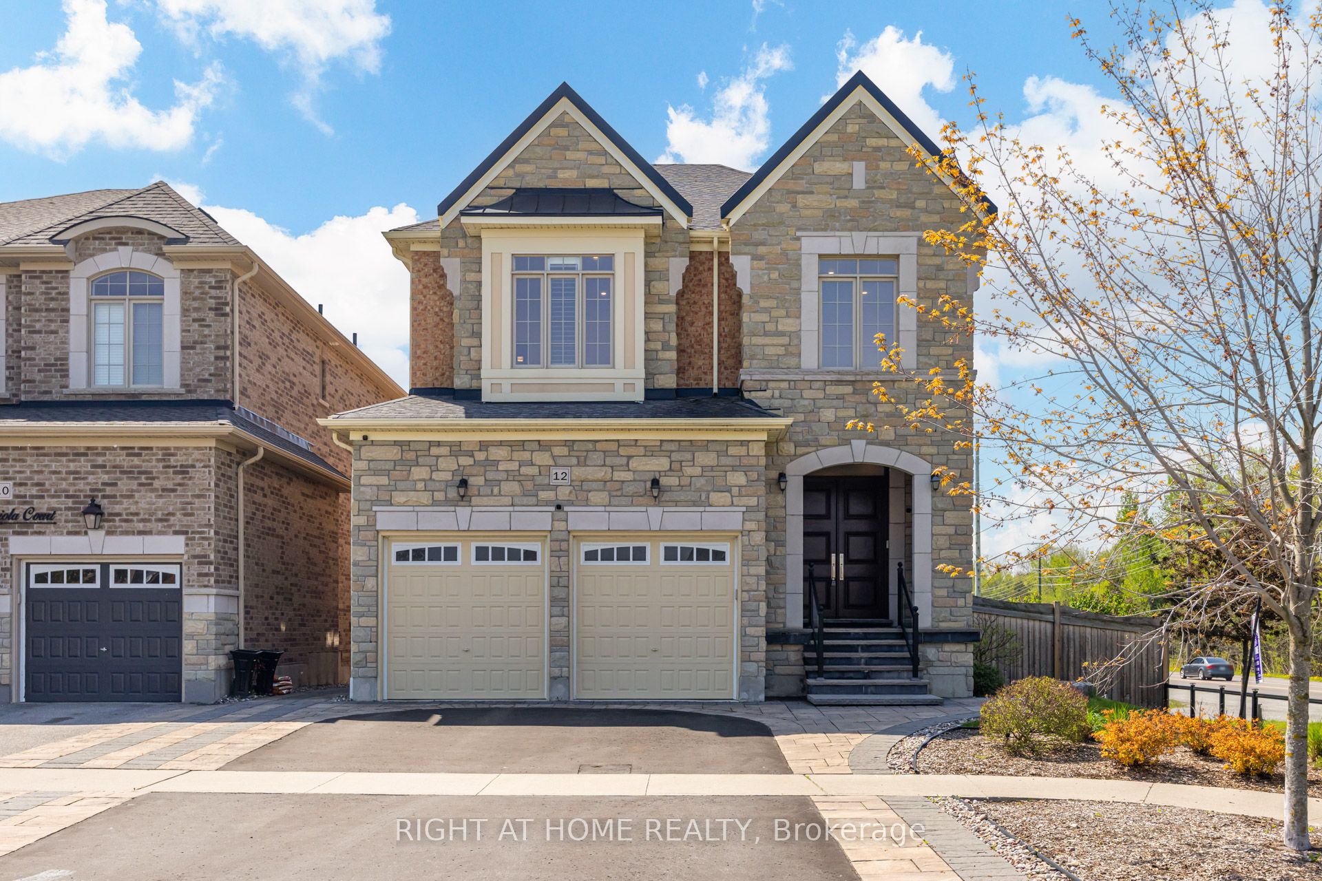 12 Labriola Court, Whitby, ON L1R 0N1 photo 4