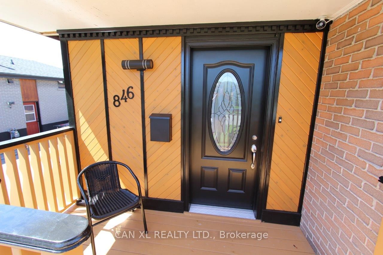 846 Miriam Road, Pickering, ON L1W 1X6 photo 3