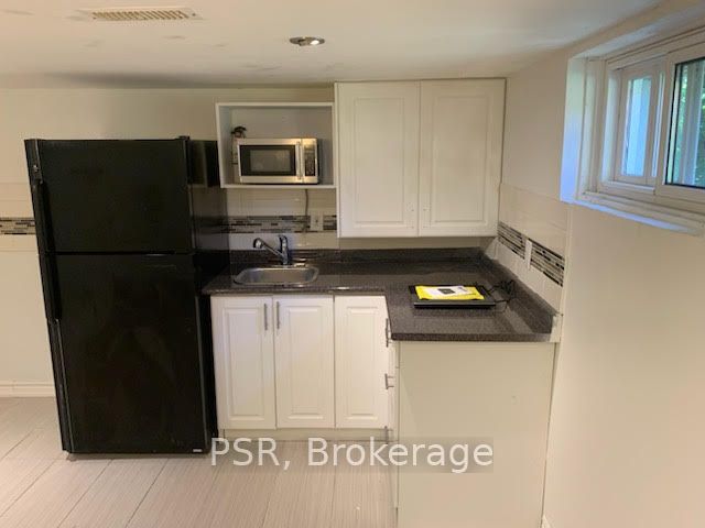 307 Anderson Street Lower, Whitby, ON L1N 3V7 photo 5