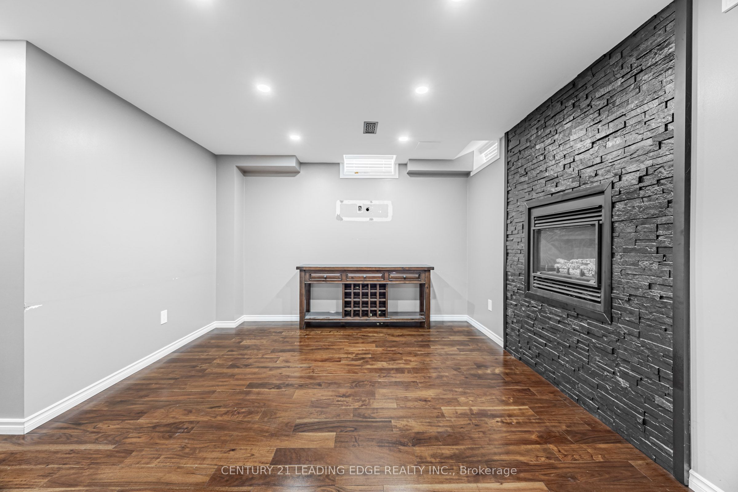 98 ERSKINE Drive LOWER, Clarington, ON L1B 1G9 photo 5