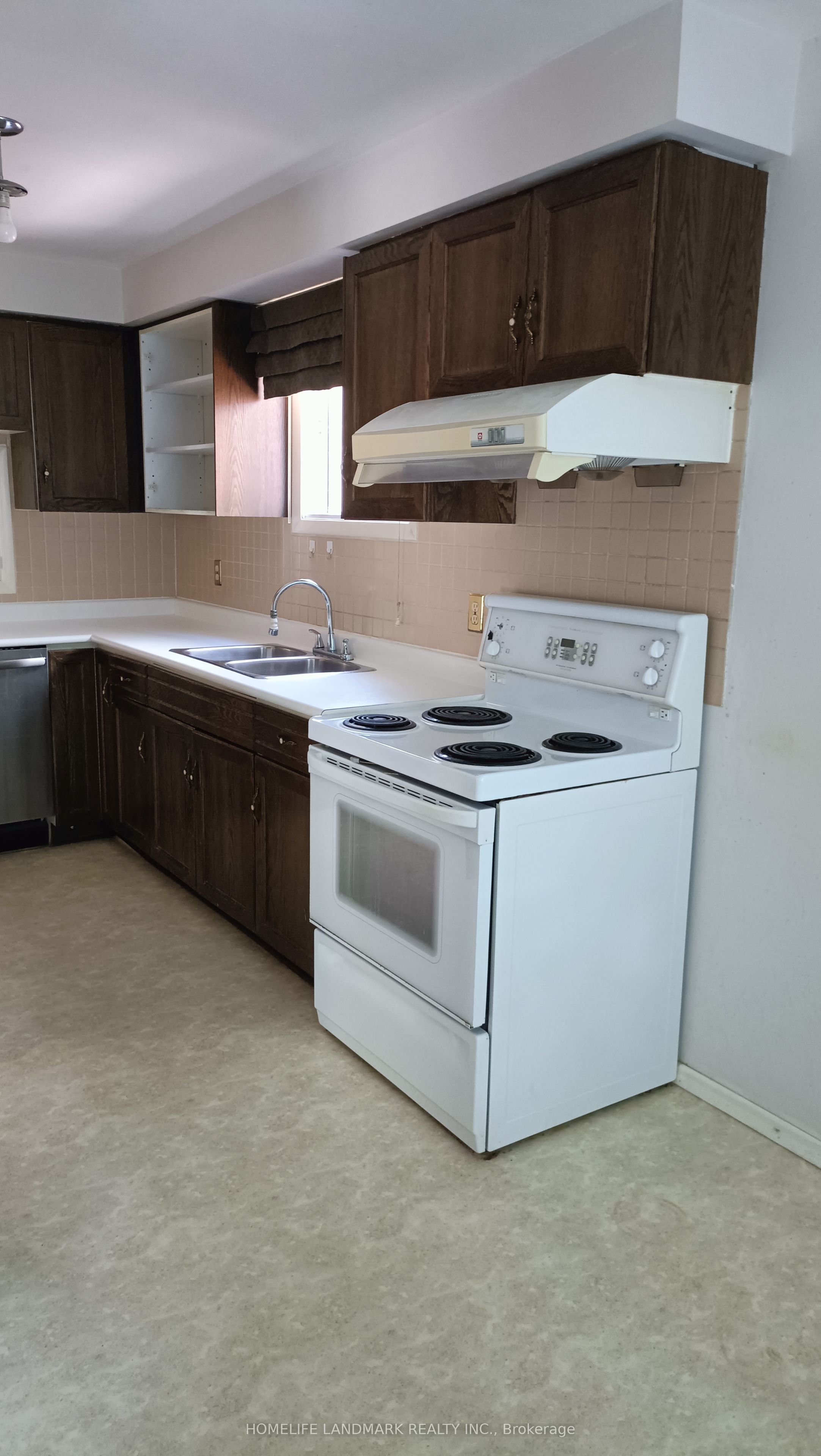 113 Wintermute Boulevard, Toronto, ON M1W 3M8 photo 5