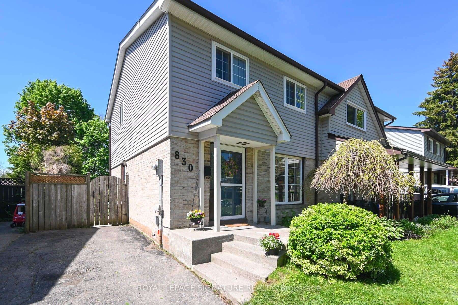 830 Greenbriar Drive, Oshawa, ON L1G 7J6 photo 2