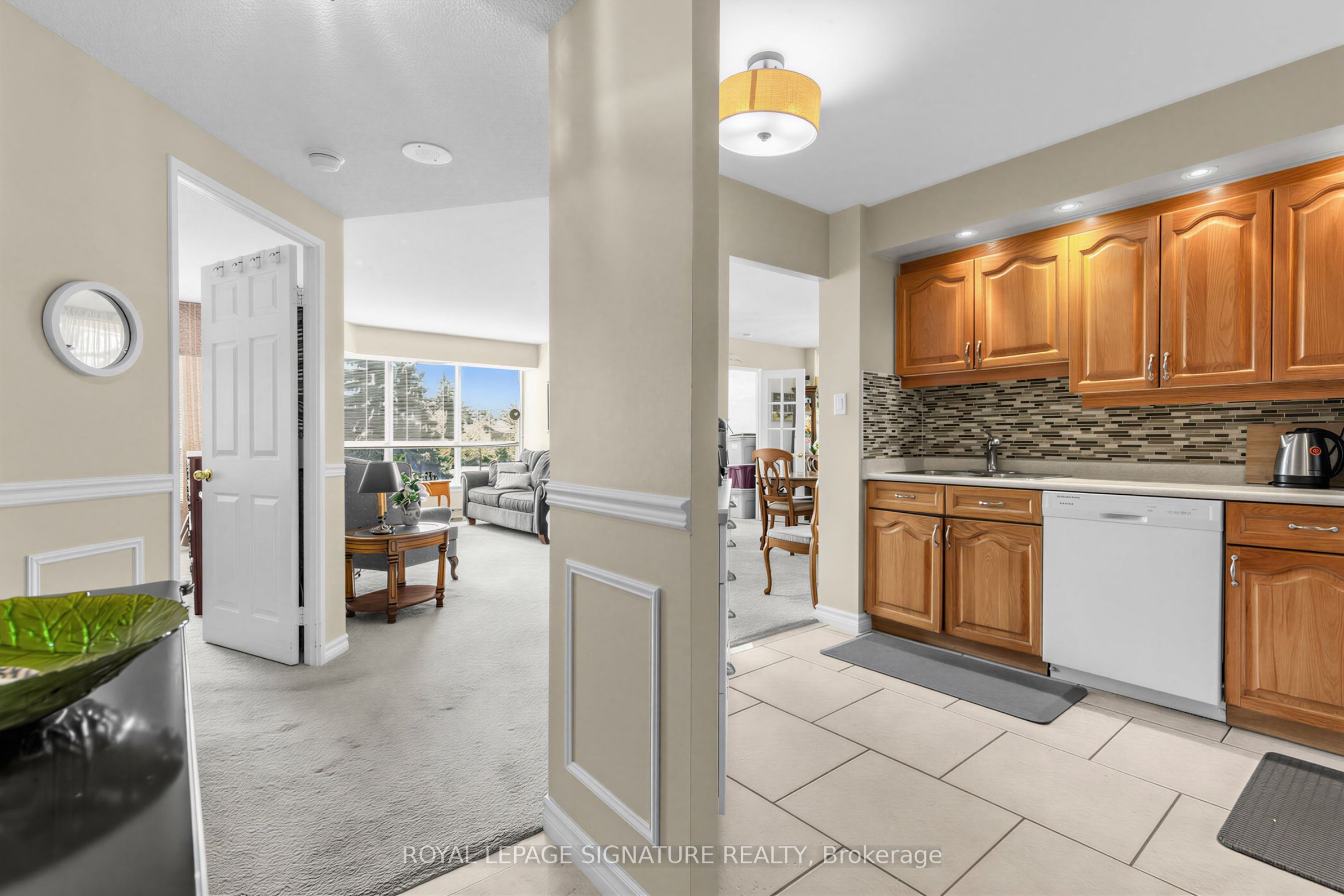 10 Guildwood Parkway 329A, Toronto, ON M1E 5B5