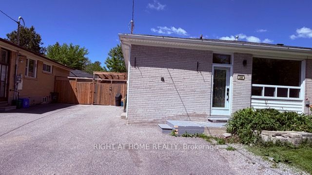 306 Rosedale Drive, Whitby, ON L1N 1Z3 photo 4