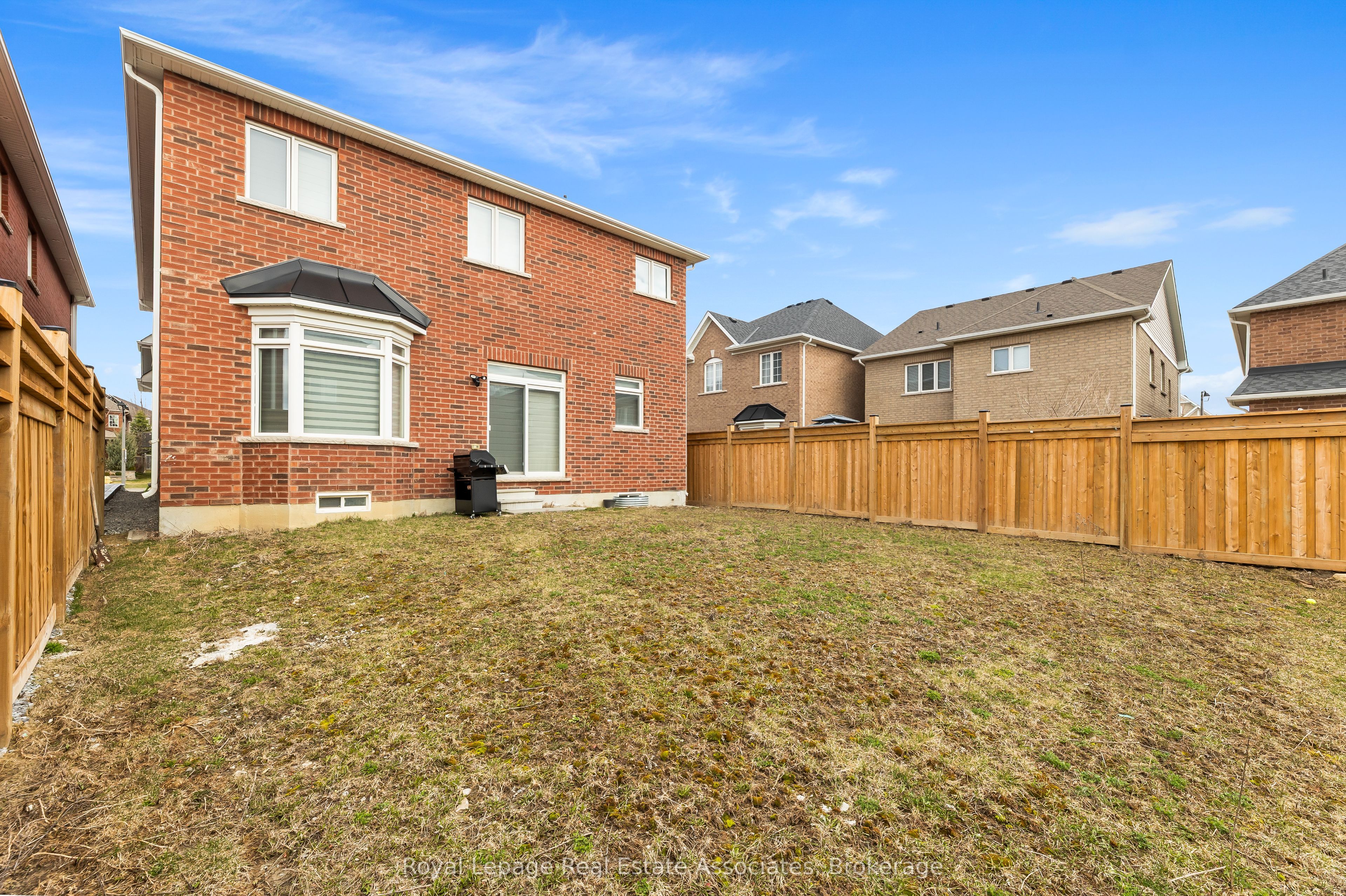 1796 Grandview Street N, Oshawa, ON L1K 0B1 photo 3