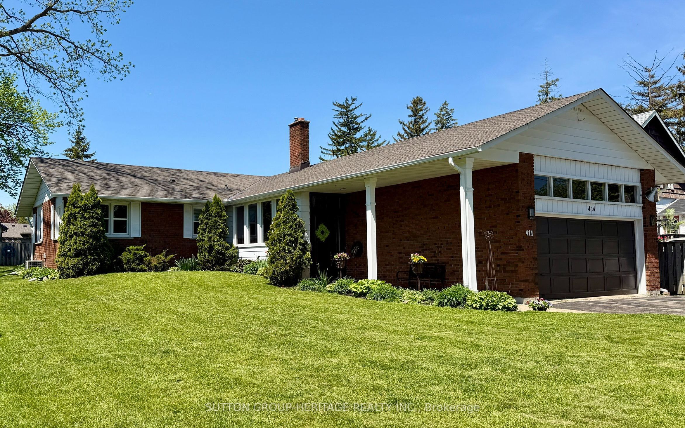 414 Centre Street N, Whitby, ON L1N 4T4 photo 3