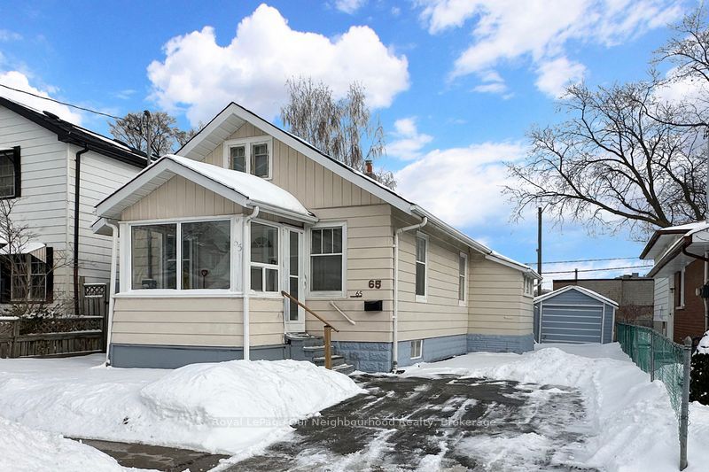 65 Gladstone Avenue, Oshawa, ON L1J 4E4