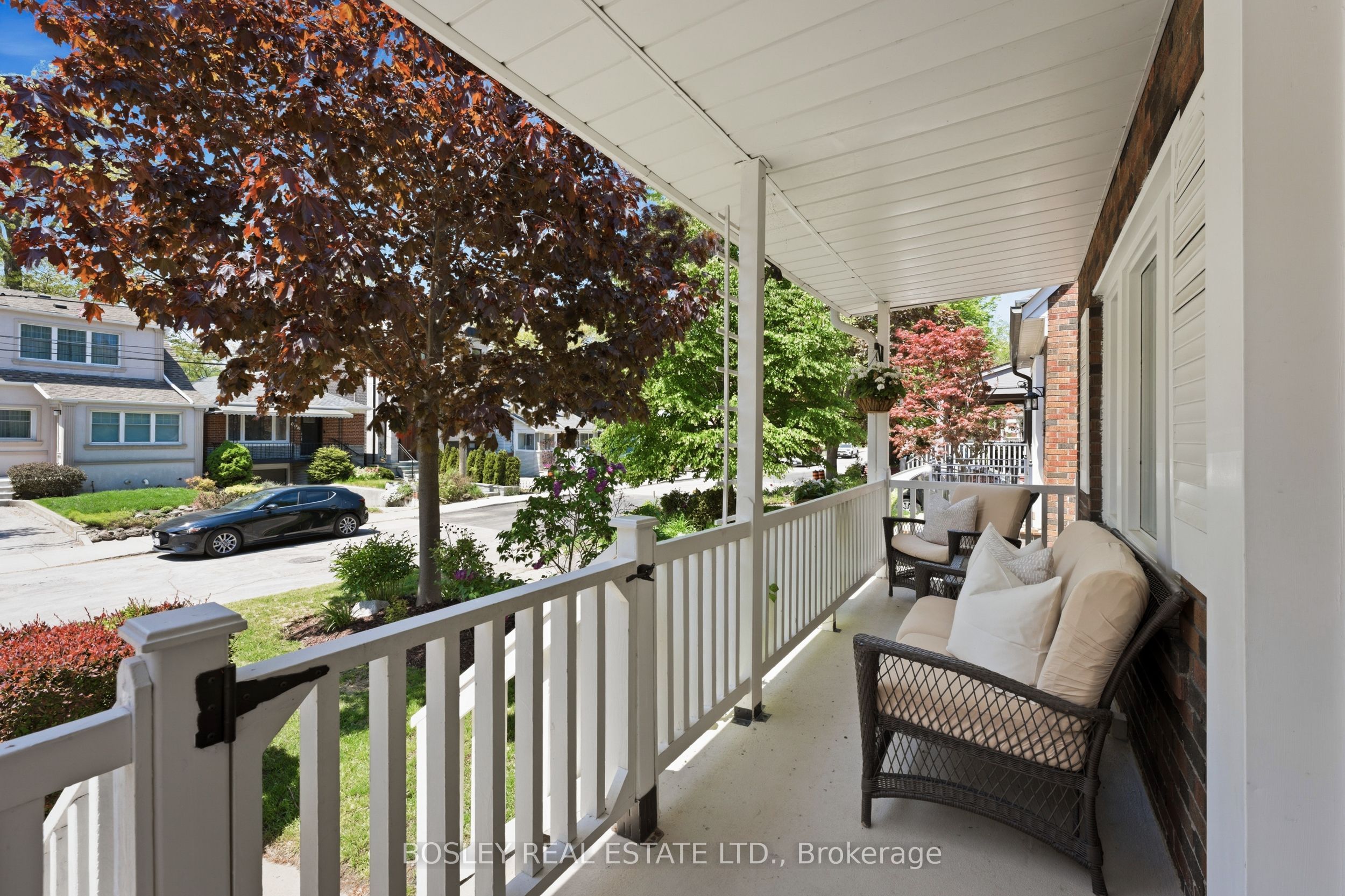 127 Warden Avenue, Toronto, ON M1N 2Z5 photo 2