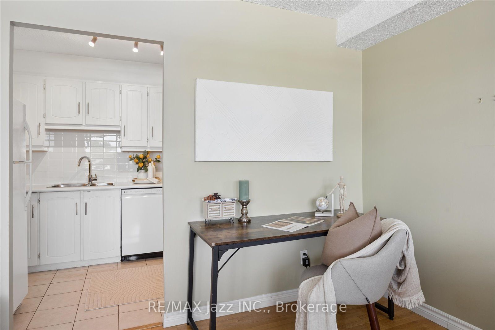 55 William Street E 511, Oshawa, ON L1G 7C9 photo 5