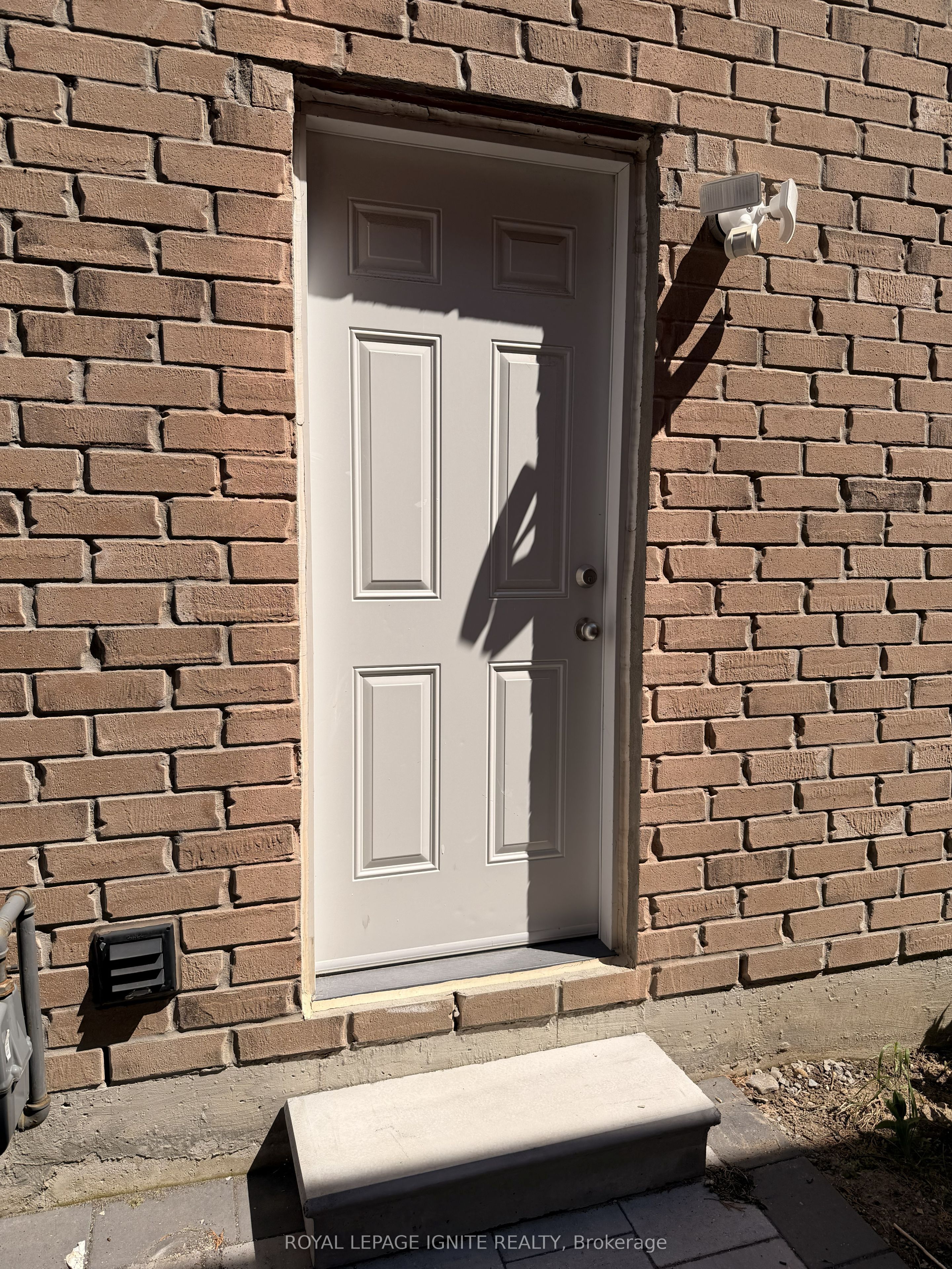 2625A Cerise Manor Bsmt, Pickering, ON L1X 0G8 photo 3