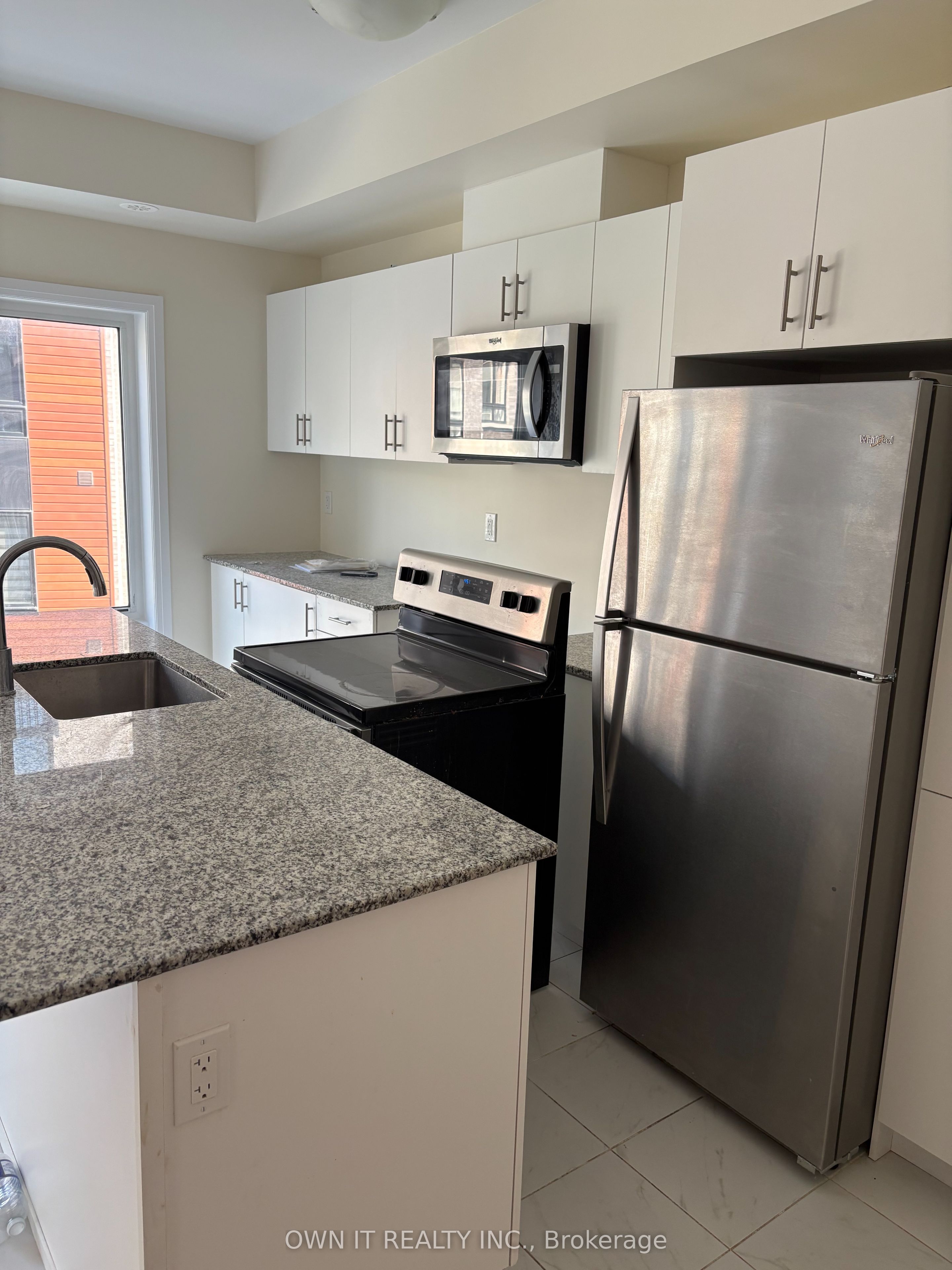 25 Priya Lane 12, Toronto, ON M1B 0E8 photo 4