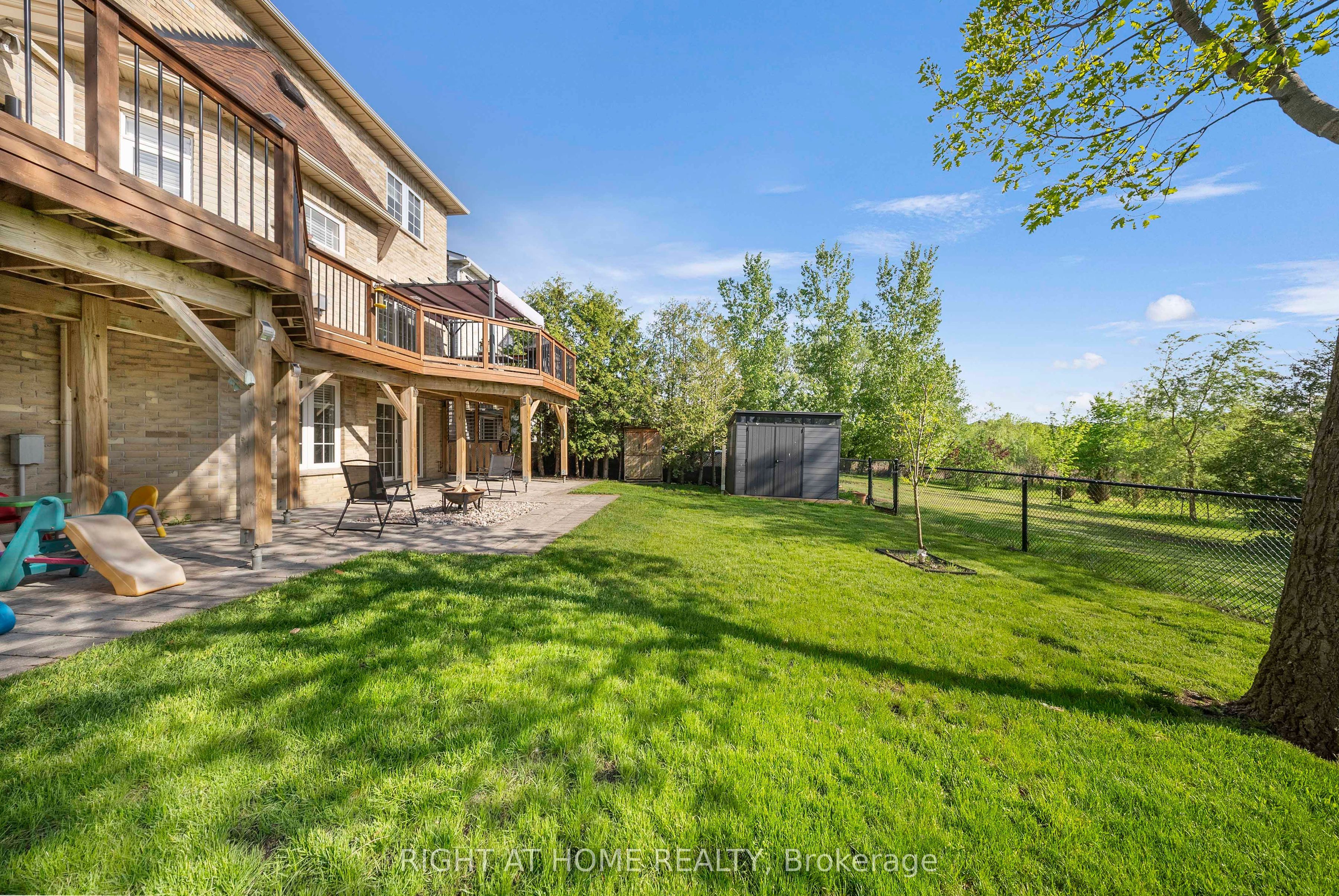 1048 Mcquay Boulevard, Whitby, ON L1P 1R8 photo 3