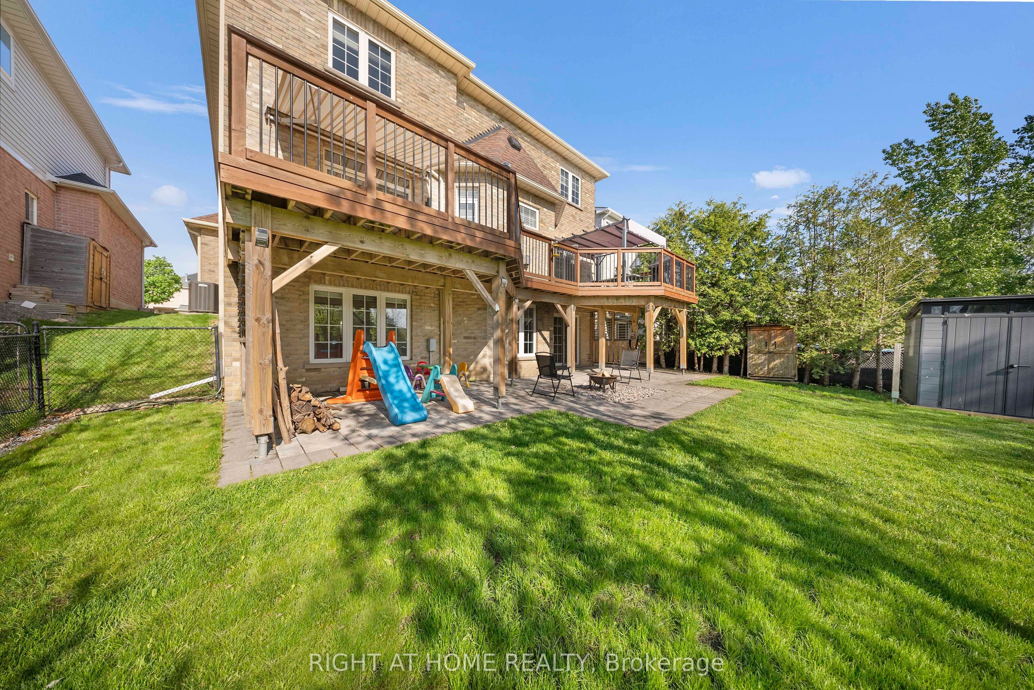 1048 Mcquay Boulevard, Whitby, ON L1P 1R8 photo 4