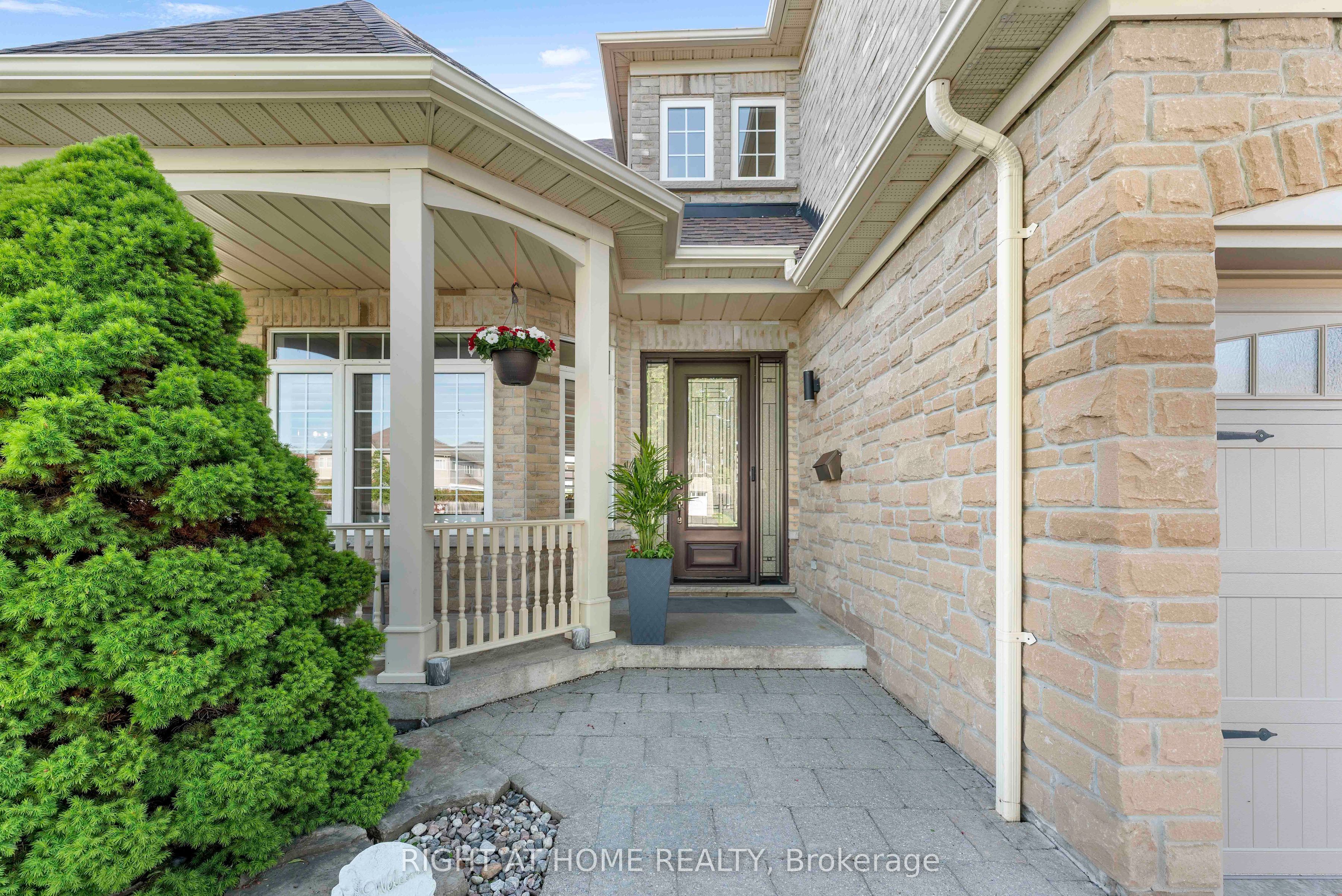 1048 Mcquay Boulevard, Whitby, ON L1P 1R8 photo 5