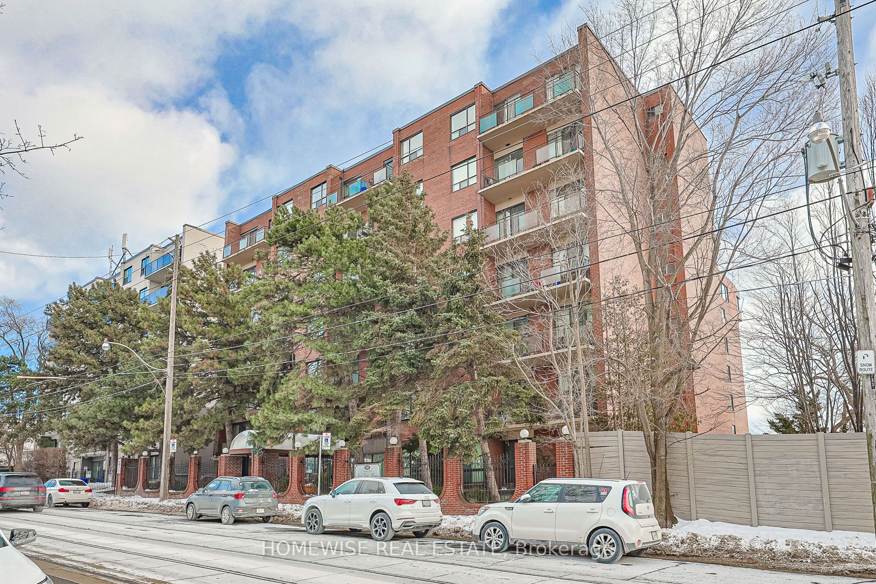 485 Kingston Road 307, Toronto, ON M4L 1V6