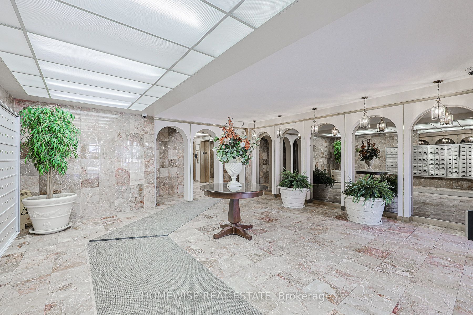 485 Kingston Road 307, Toronto, ON M4L 1V6 photo 3