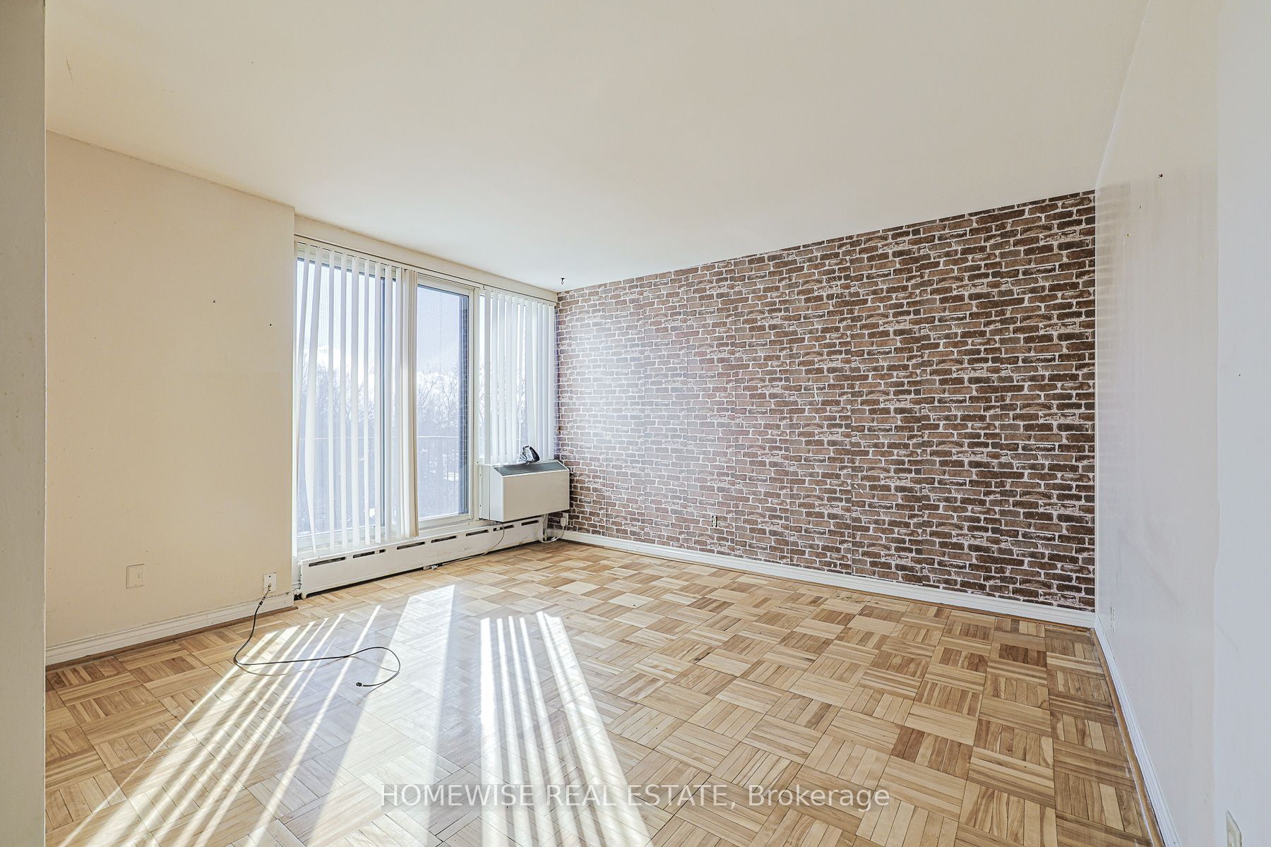 485 Kingston Road 307, Toronto, ON M4L 1V6 photo 4