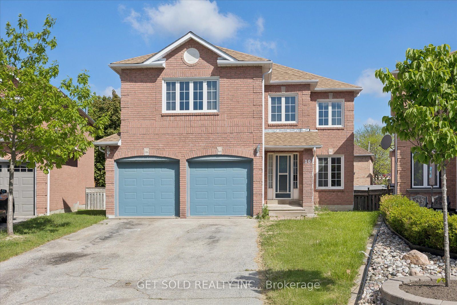 10 Howes Street, Ajax, ON L1T 3V6 photo 2