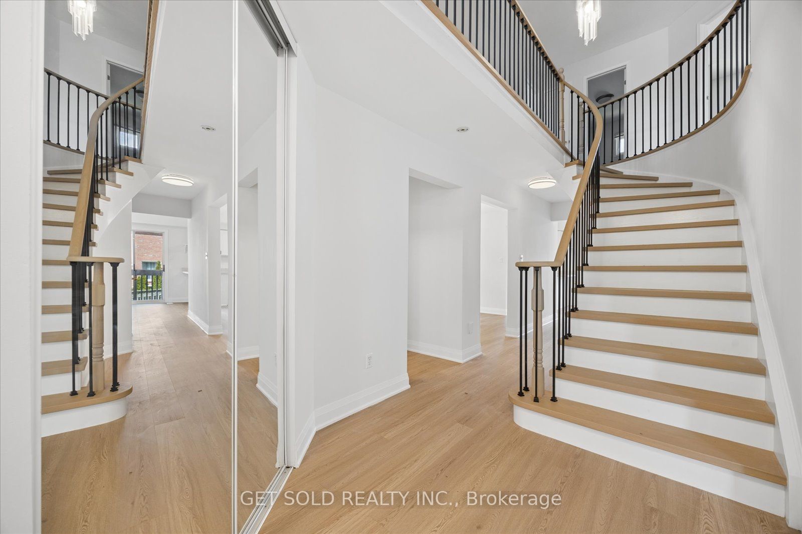 10 Howes Street, Ajax, ON L1T 3V6 photo 5