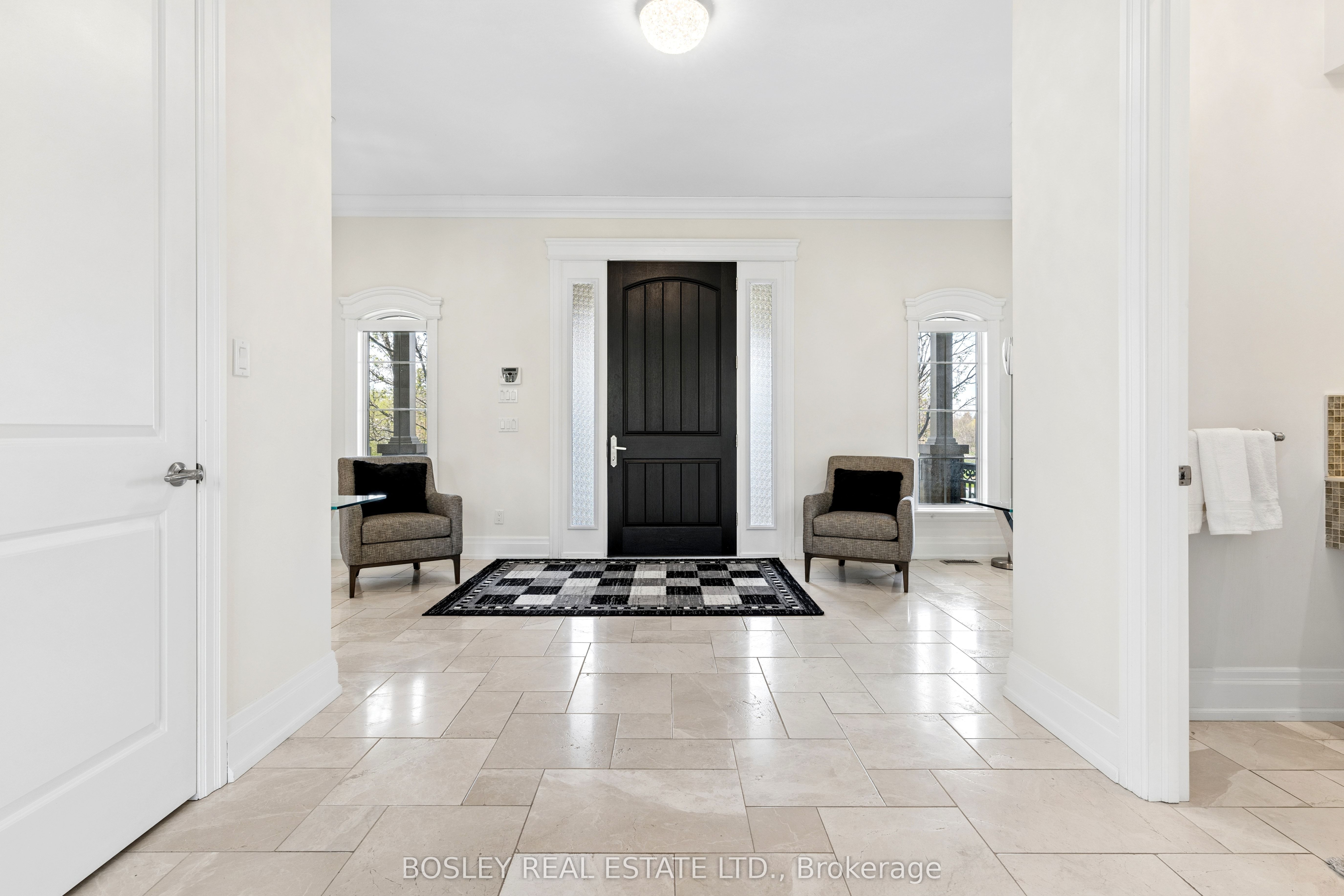 3325 Hollywood Court, Pickering, ON L1X 0A3 photo 4