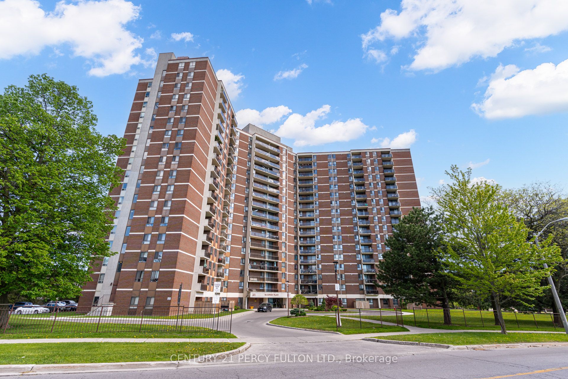 121 Trudelle Street 608, Toronto, ON M1J 3K4