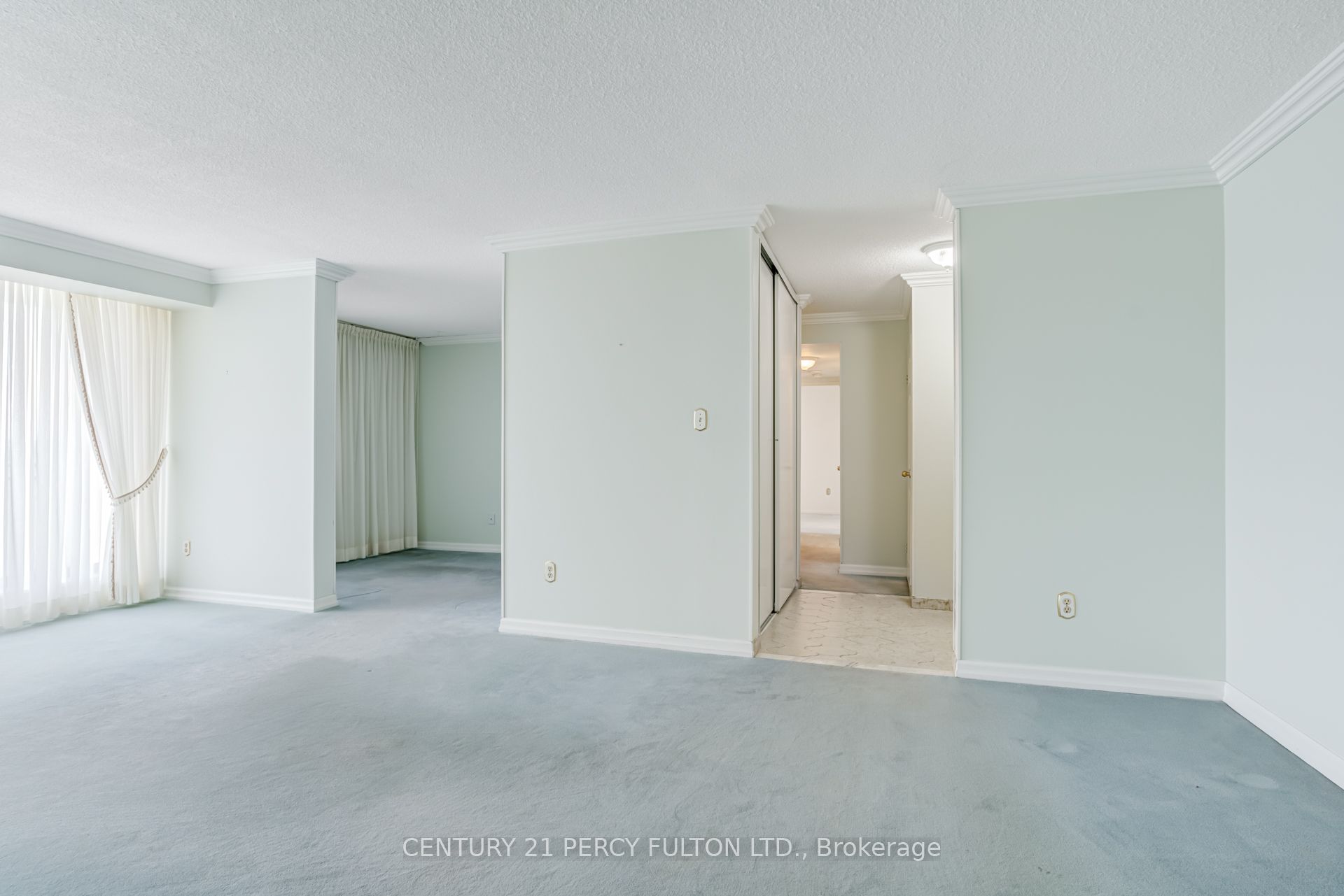 121 Trudelle Street 608, Toronto, ON M1J 3K4 photo 3
