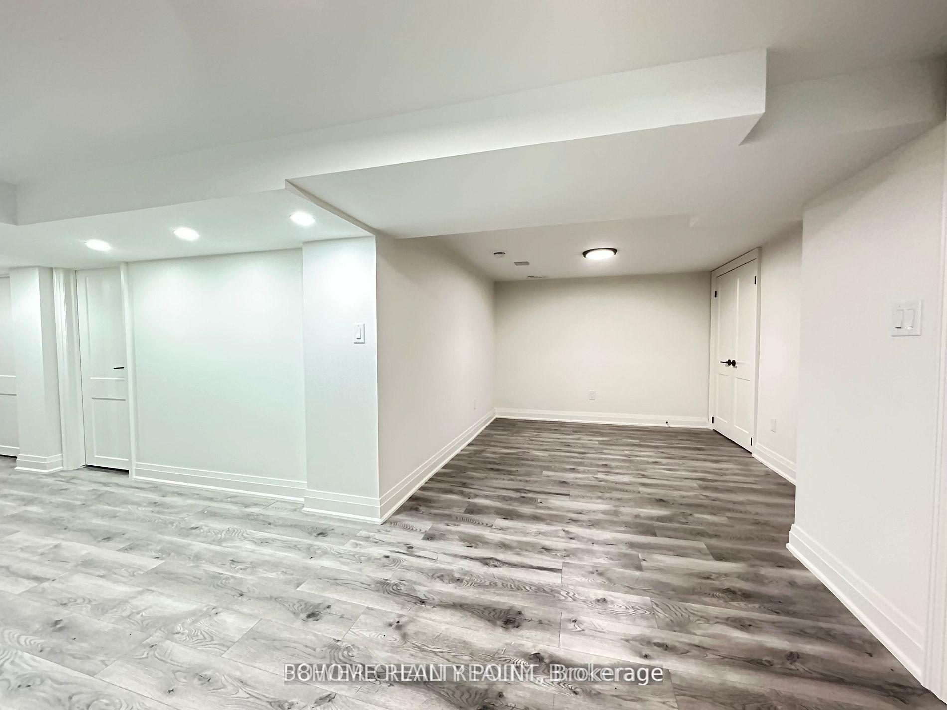 22 Kilpatrick Drive Bsmt, Toronto, ON M1R 2B6 photo 2