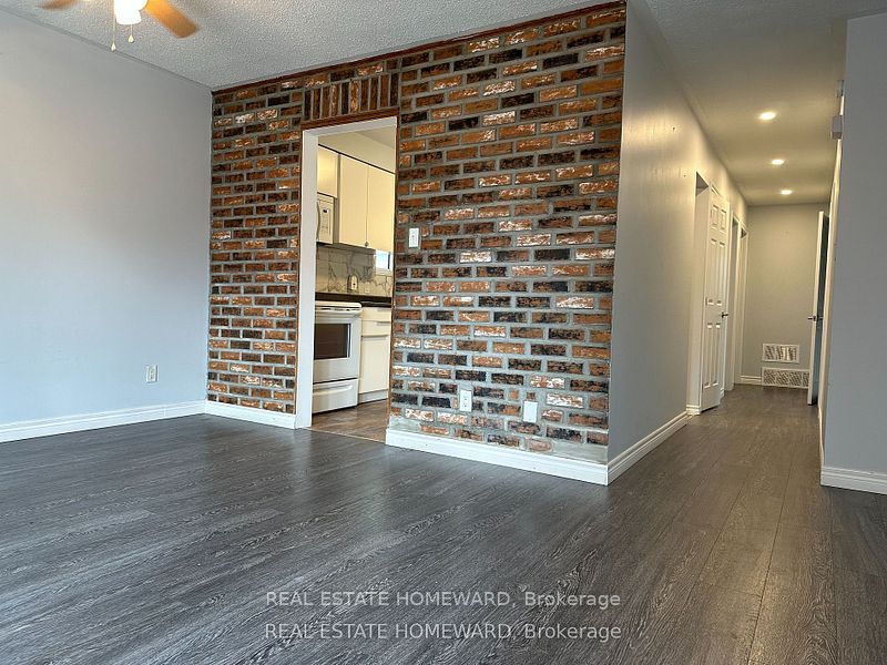 511 Harris Court Upper, Whitby, ON L1N 3C6 photo 5
