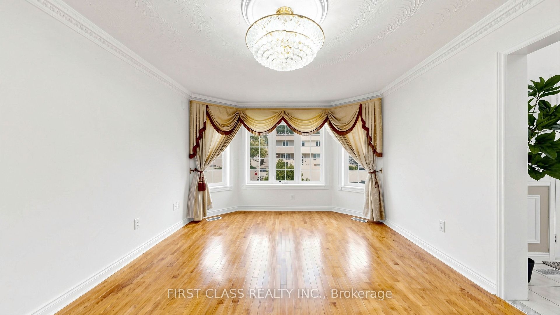 17 Cross Hill Road, Toronto, ON M1T 3E3 photo 4