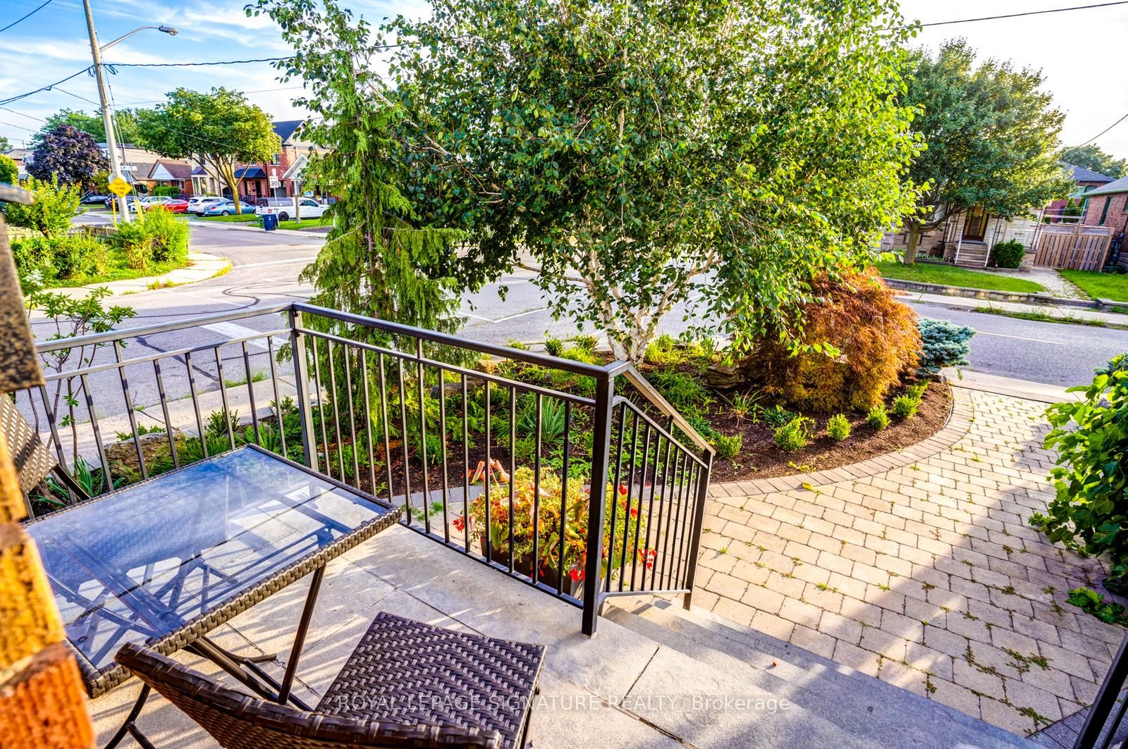33 Athlone Road Main Fl, Toronto, ON M4J 4H3 photo 3