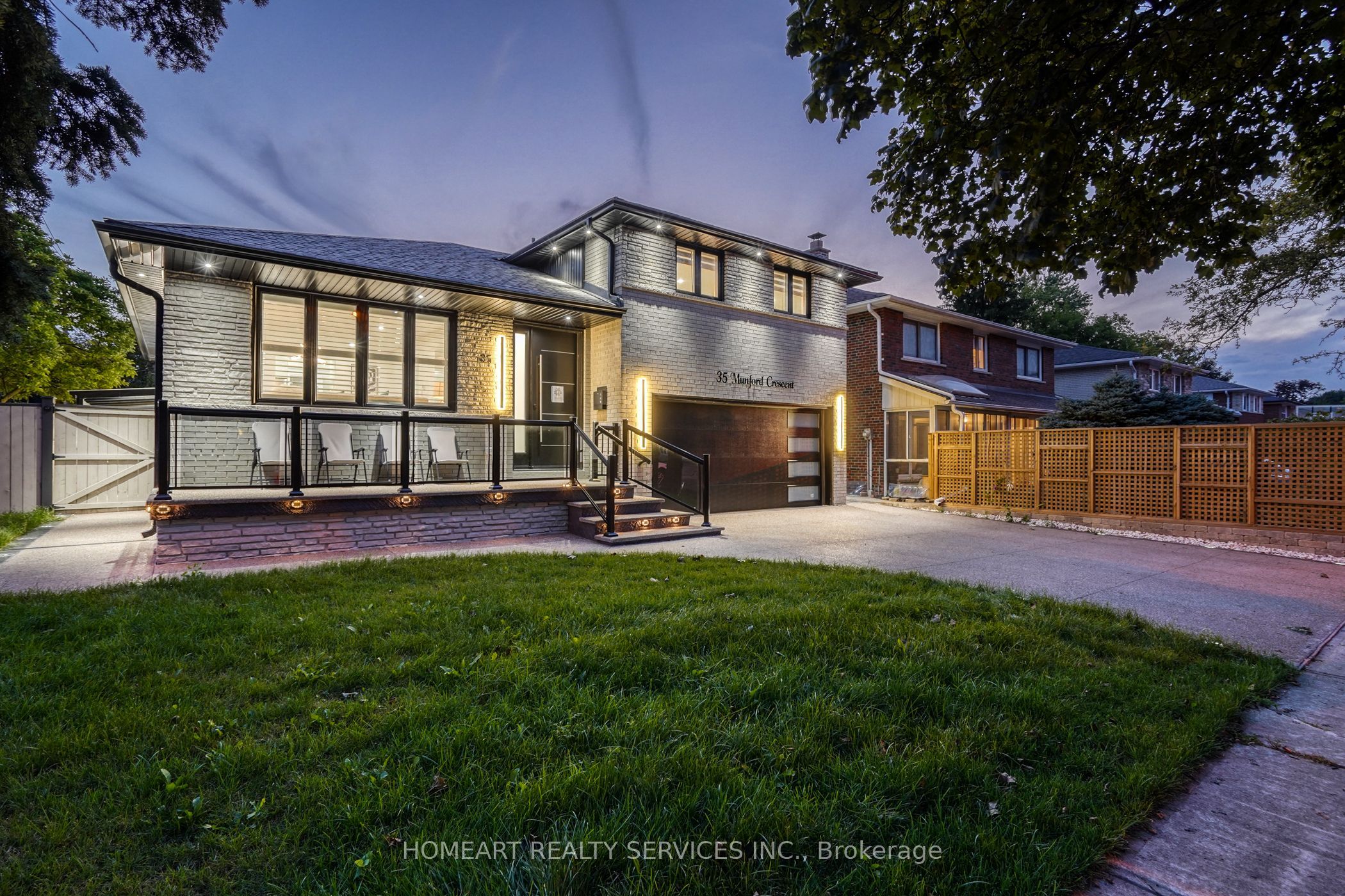 35 Munford Crescent, Toronto, ON M4B 1B9
