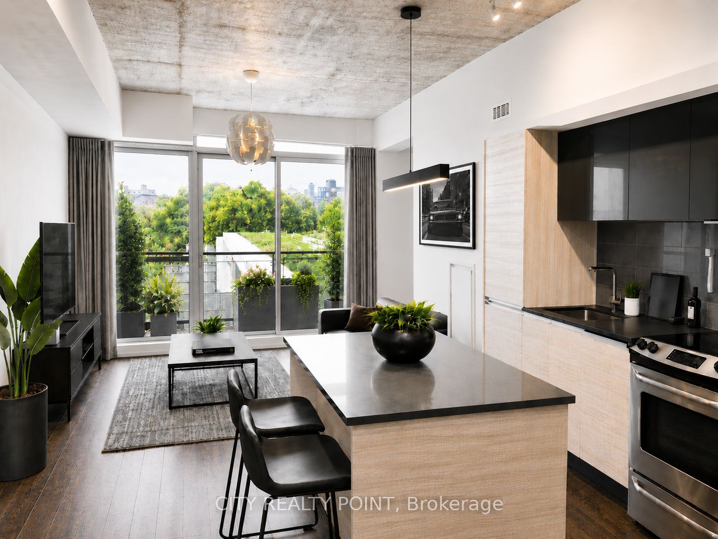 1190 Dundas Street E 505, Toronto, ON M4M 0C5